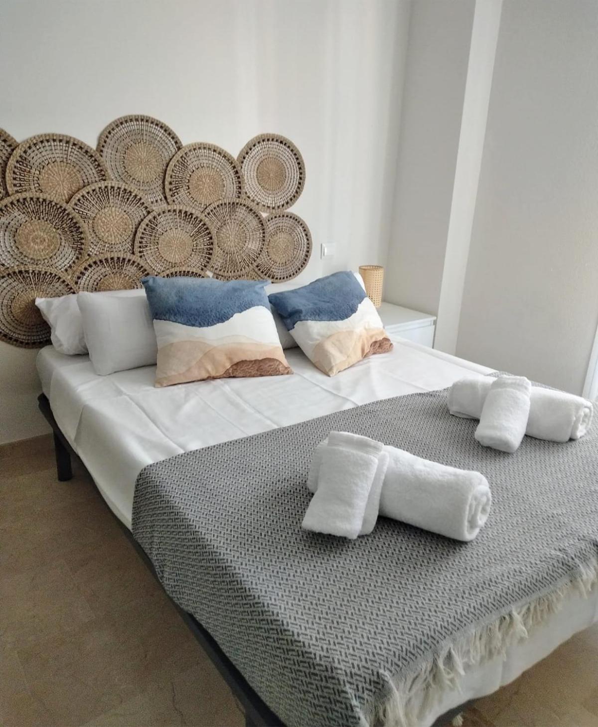 Sol Y Arte Suites Malaga Centro Kültér fotó